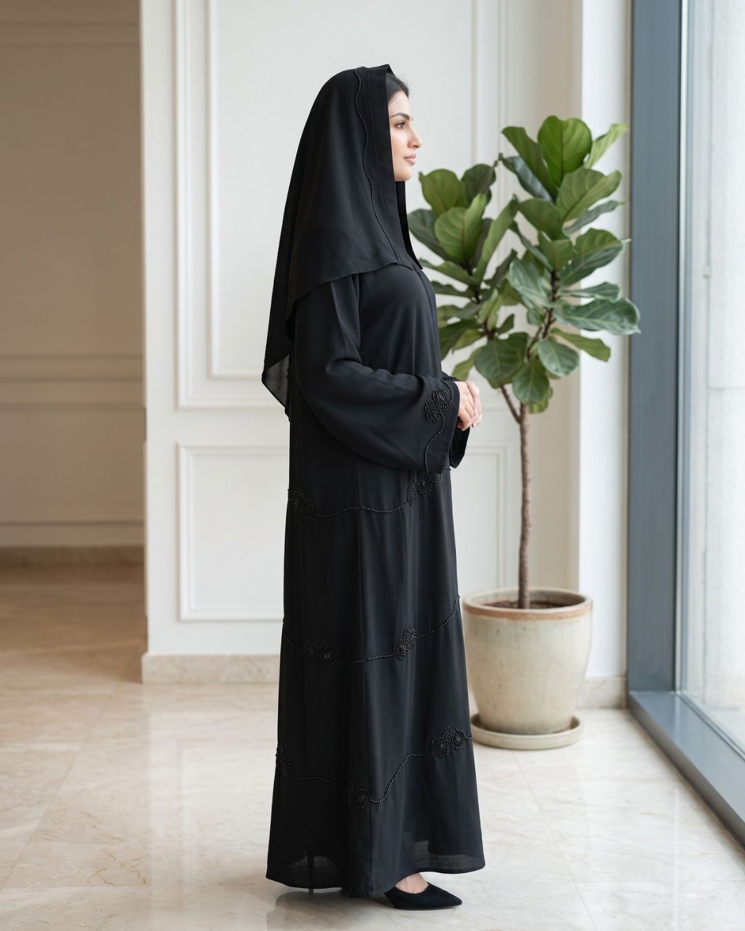 Elegant Black Hooded Embroidered Abaya